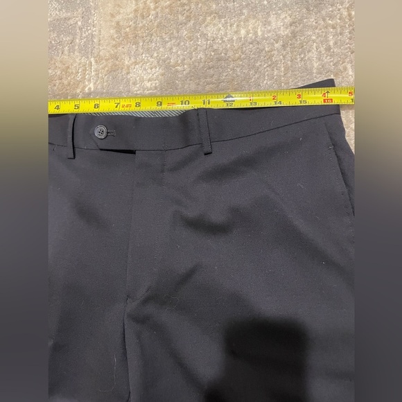 Tommy Hilfiger 100% Wool Suit, Jacket Size 36R Pants Size 30R Black EUC - Picture 14 of 16